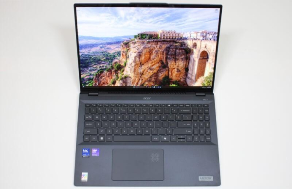 Обзор Acer Swift 16 AI: тонкого ноутбука с большим потрясающим OLED-дисплеем